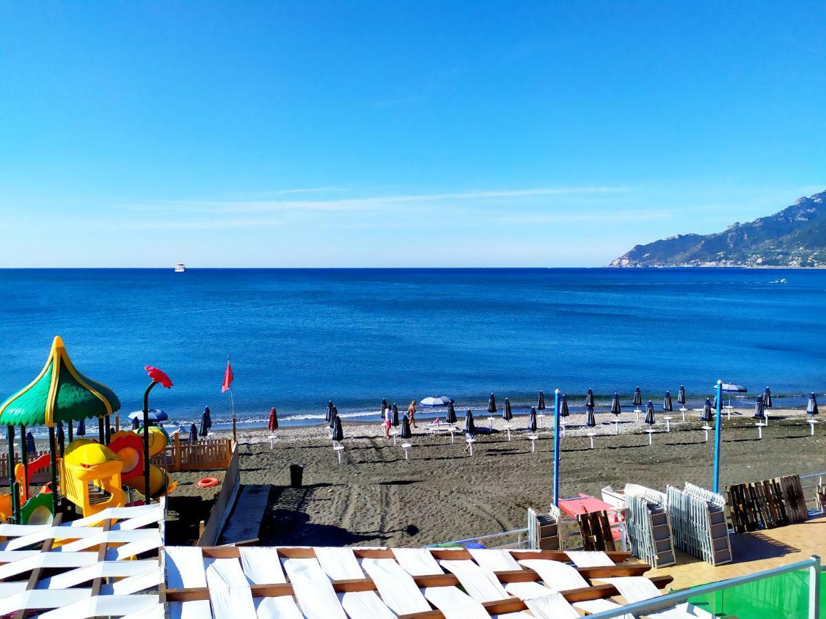 Neverending Sea Luxury Apartment In Salerno Center Luaran gambar